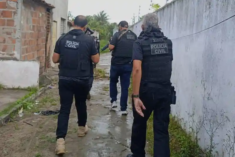 Suspeito de aplicar golpe com falsas entrevistas de emprego é preso na Bahia