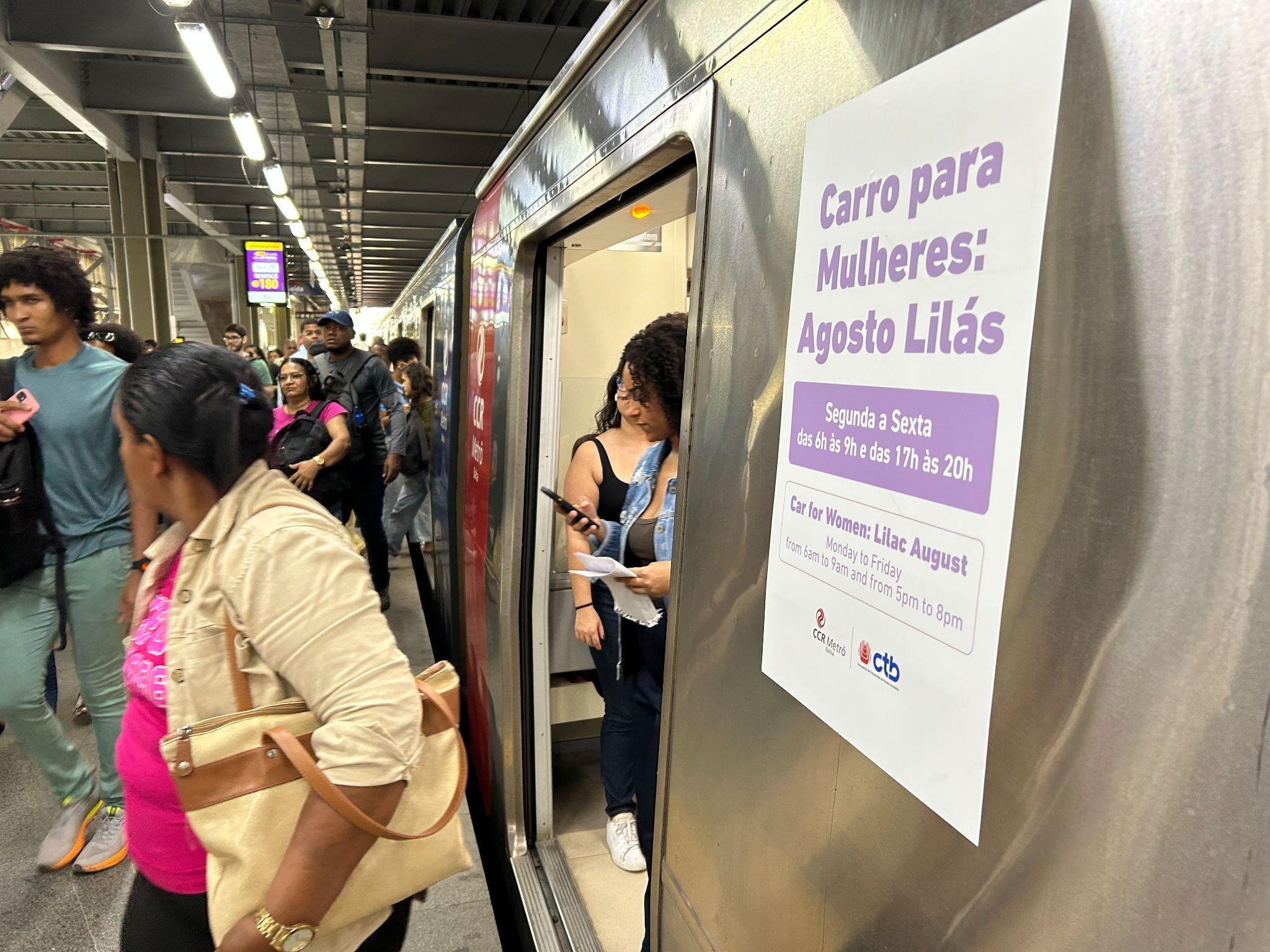 Orientação jurídica e acolhimento psicológico para mulheres no metrô