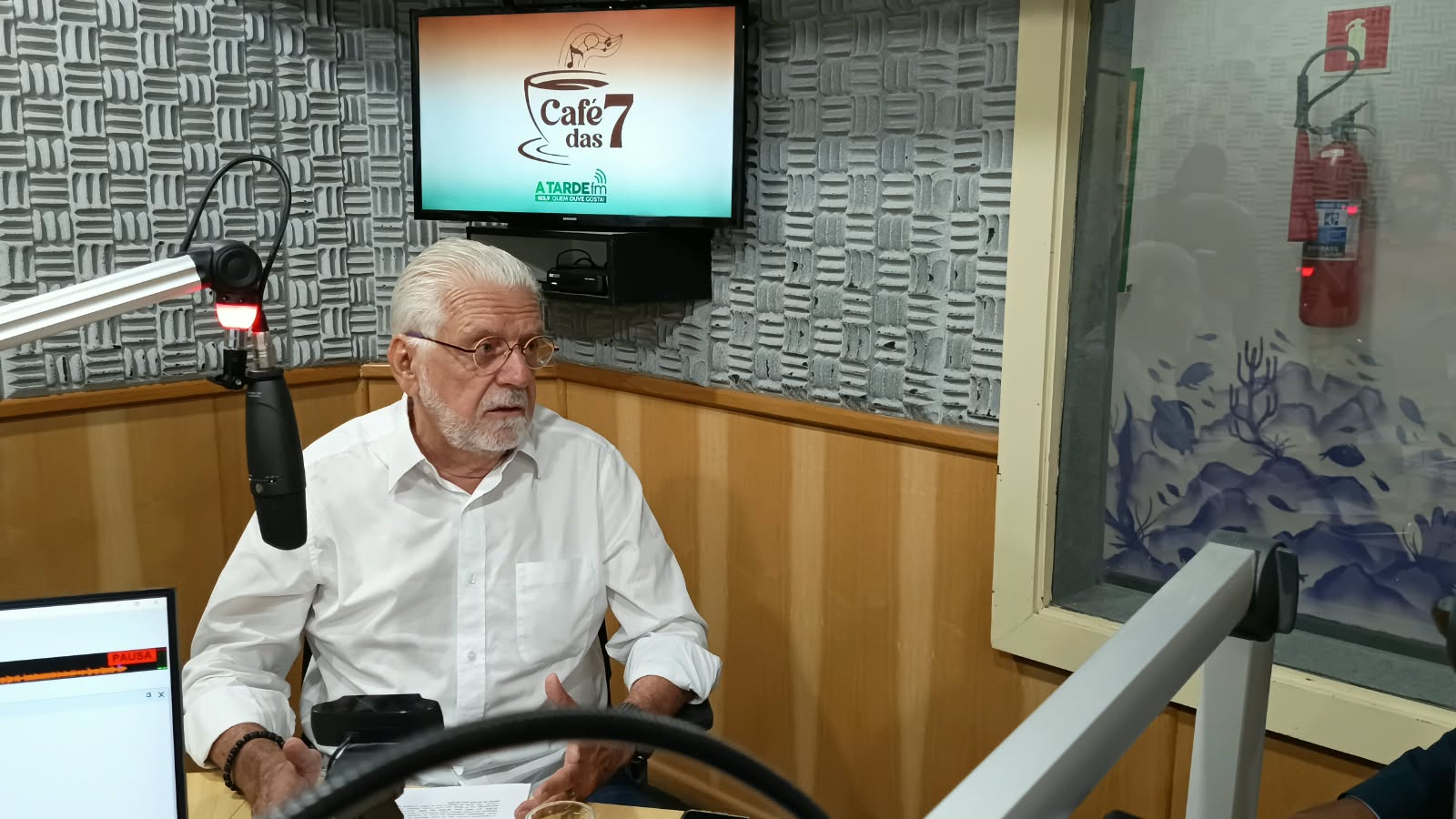 Jaques Wagner alerta sobre a ascensão da extrema-direita global