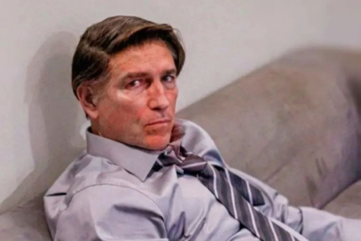 Produtora do filme sobre Bolsonaro gastou R$10 mil em peruca de ator