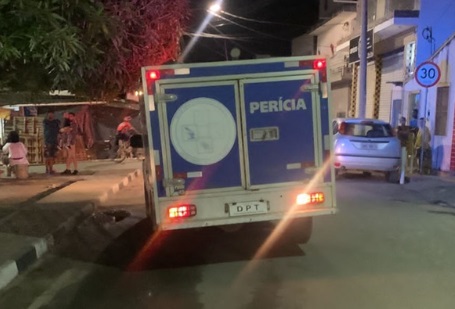 Jovem é morto e dois adolescentes são feridos em ataque a tiros em Salvador