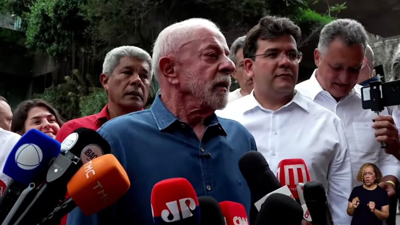 Jerônimo Rodrigues e Rui Costa participam de ato de apoio a Lula em São Paulo