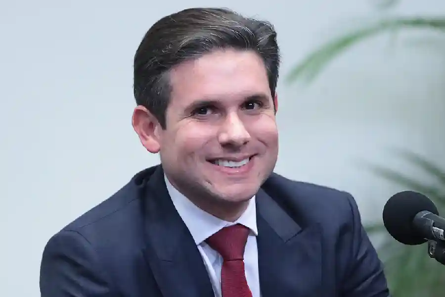 Hugo Motta avança em alianças para seguir na presidência da Câmara