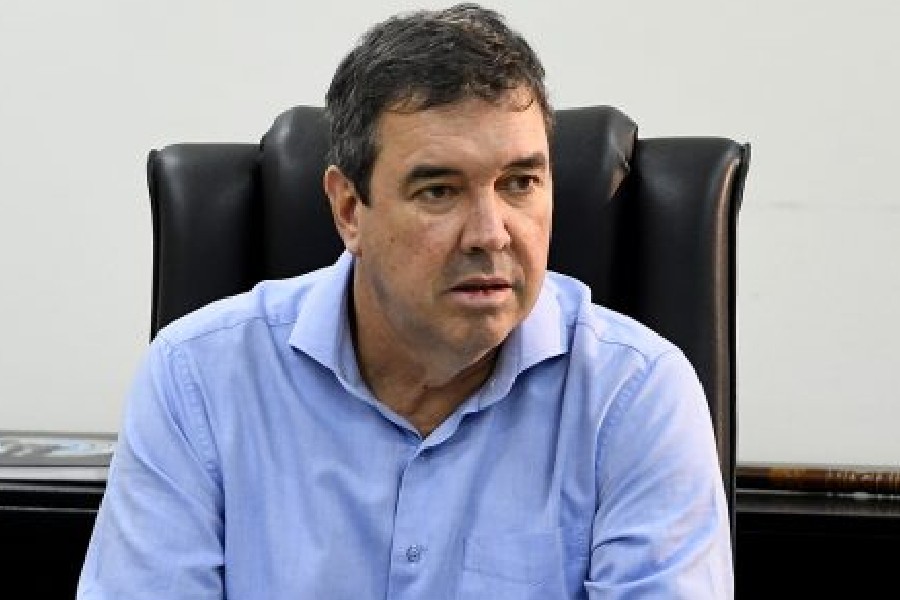 Eduardo Riedel lidera reeleição em Mato Grosso do Sul, segundo pesquisa