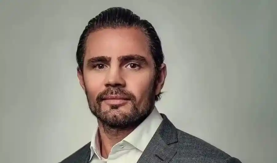 Relatório da PF revela organização de evento luxuoso de Vorcaro com ministros em Londres