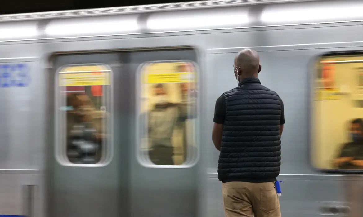 São Paulo avança na expansão do metrô com propostas milionárias