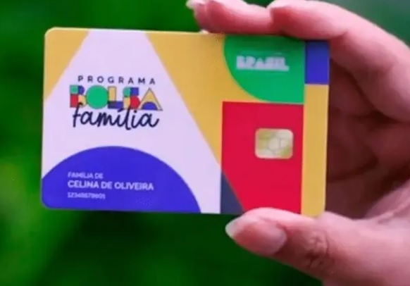 Governo Lula antecipa pagamentos do Bolsa Família com reajuste antes das eleições