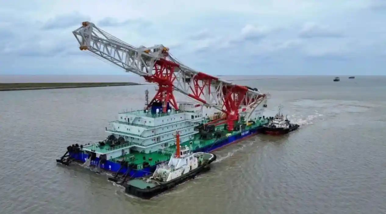 Navio chinês parte para construção da Ponte Salvador-Itaparica