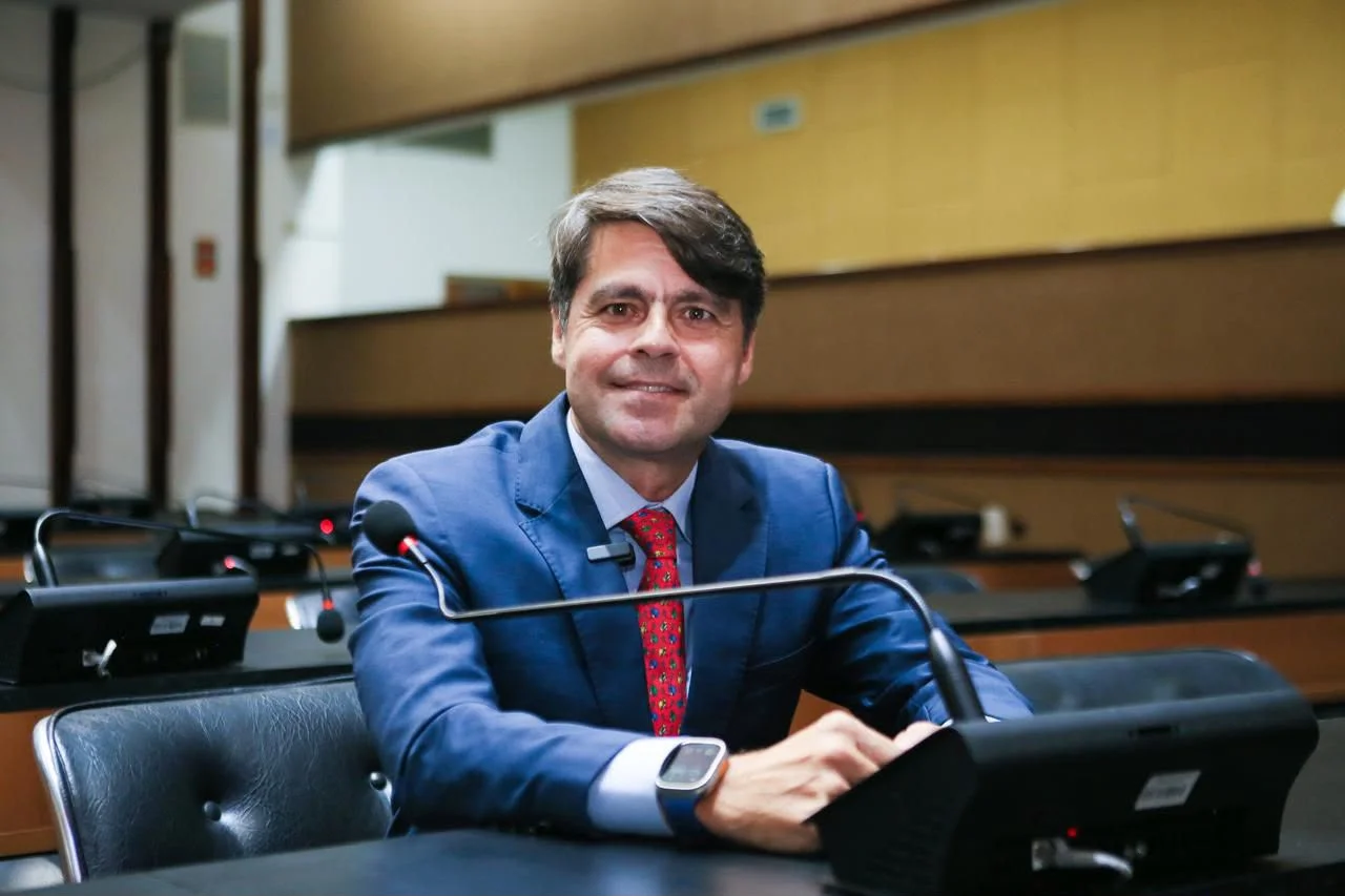 Paulo Câmara é reeleito para terceiro mandato na Assembleia Legislativa da Bahia
