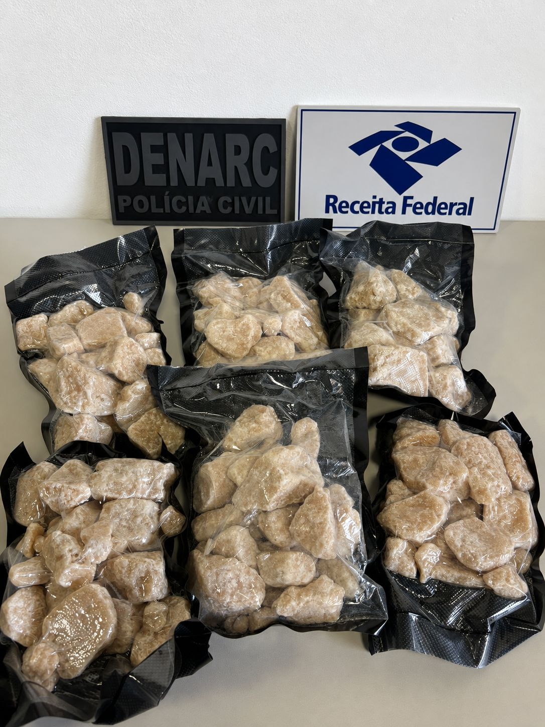 Apreensão de três quilos de MDMA em Salvador