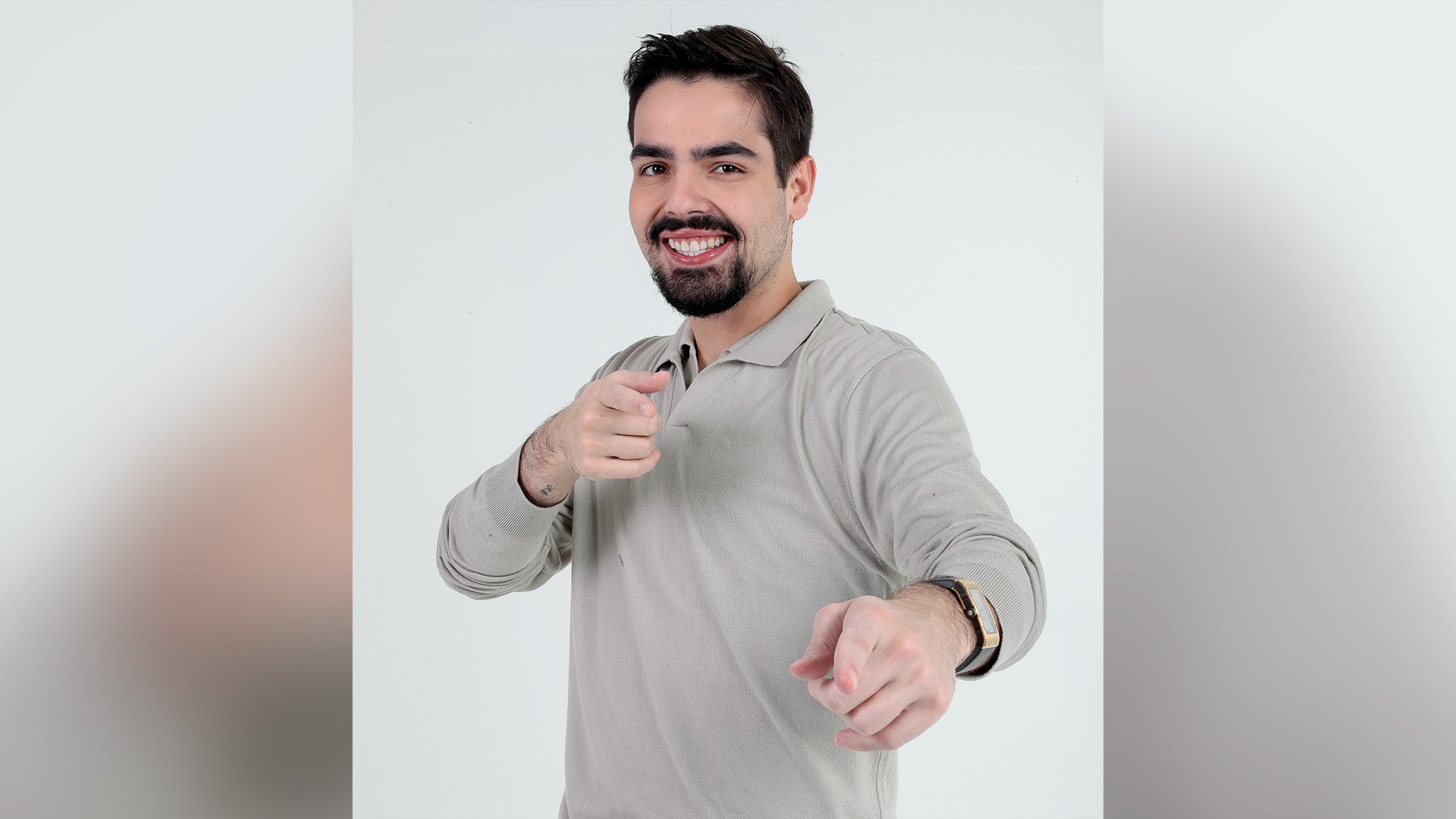 João Silva, filho de Fausto Silva, planeja futuro no SBT