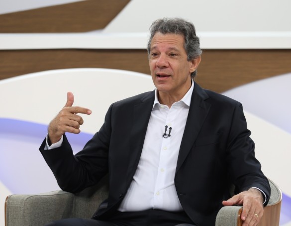 PT reduz investimentos na campanha de Haddad para o governo de SP