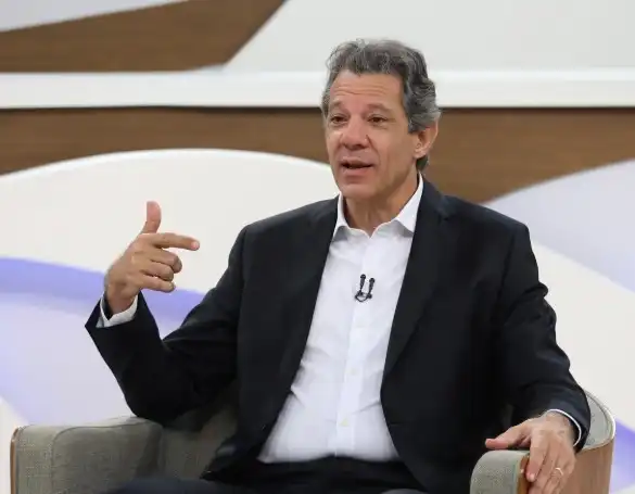 Imagem de PT reduz investimentos na campanha de Haddad para o governo de SP