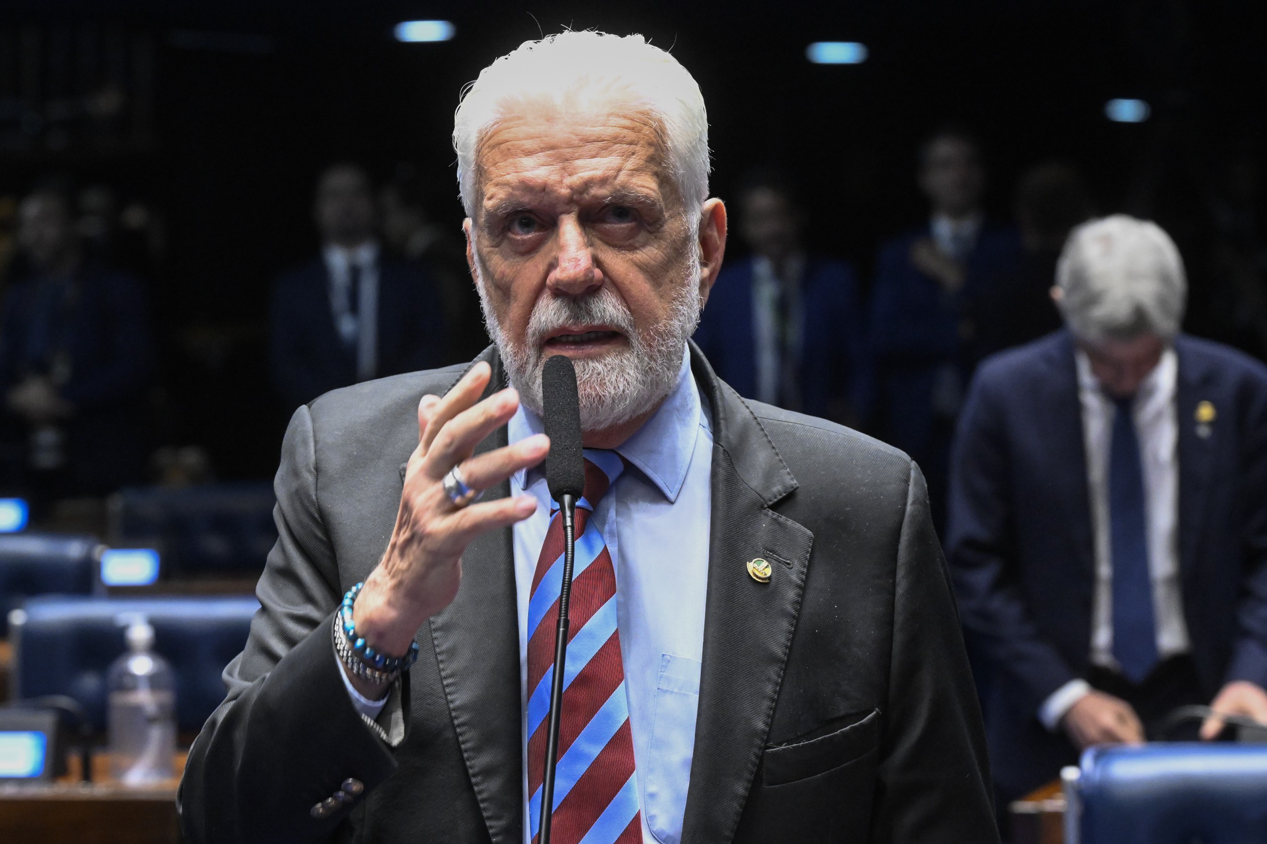 Sócio de Vorcaro menciona apoio de Jaques Wagner ao Banco Master
