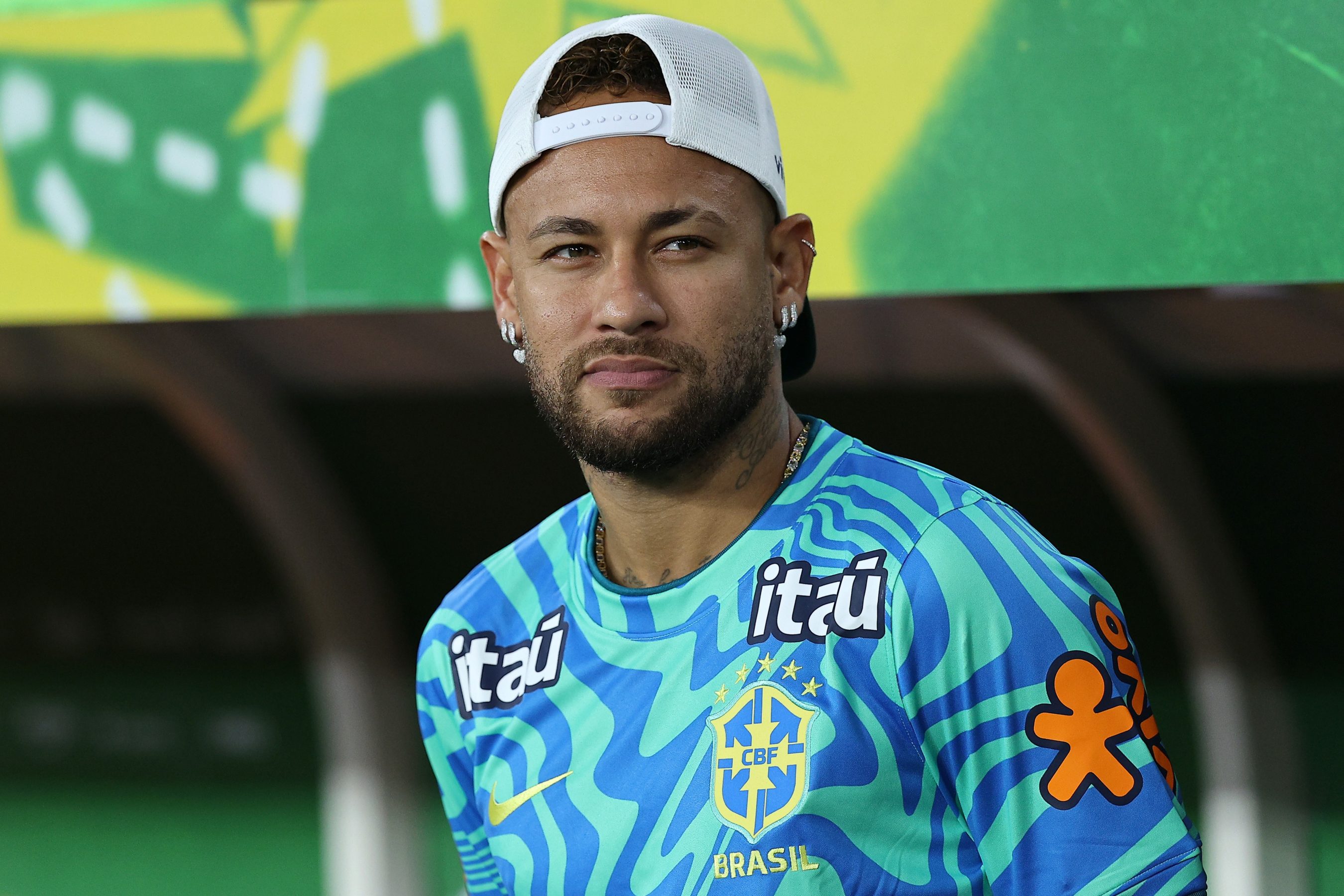 Neymar abre mão de oportunidades financeiras ao se afastar da Seleção