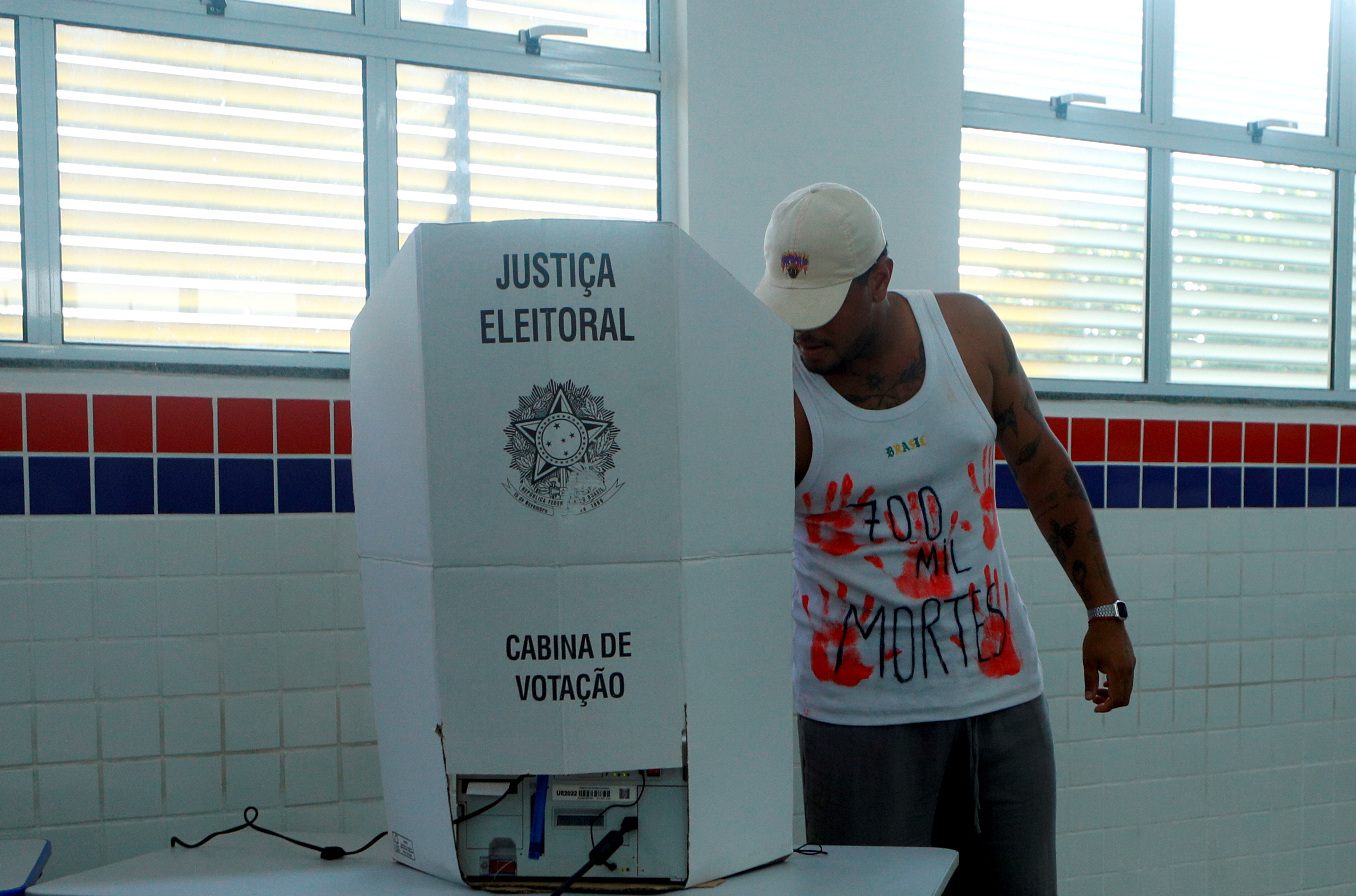 Mais de 30 mil eleitores votaram após horário regular nas Eleições 2026