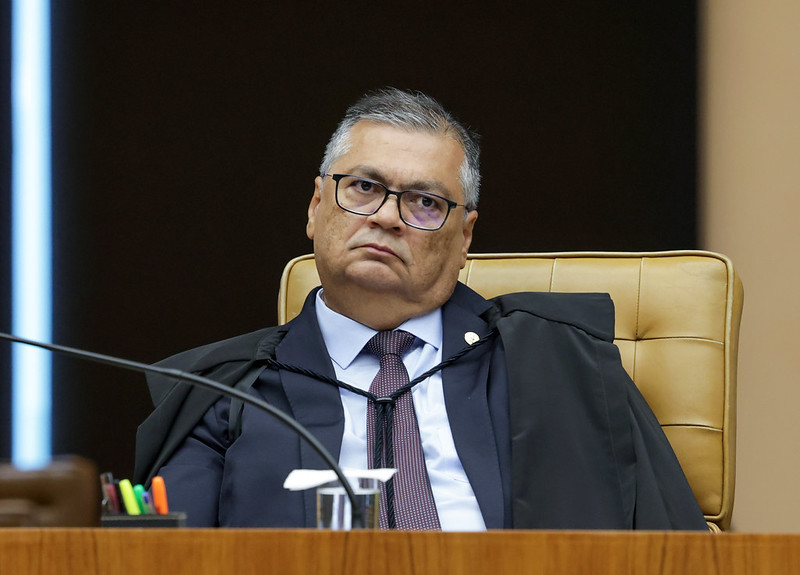 Flávio Dino determina afastamento de Daniel Brandão do Tribunal de Contas do Maranhão