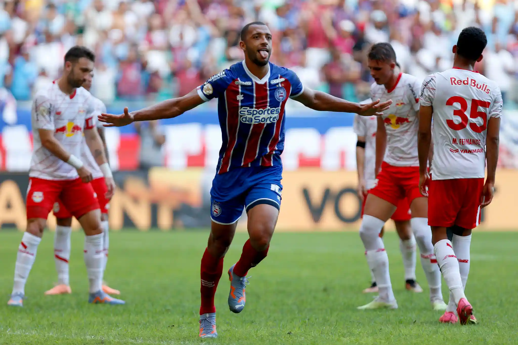 Bahia considera acionar Atlético-MG na CNRD por dívida de Vitor Hugo