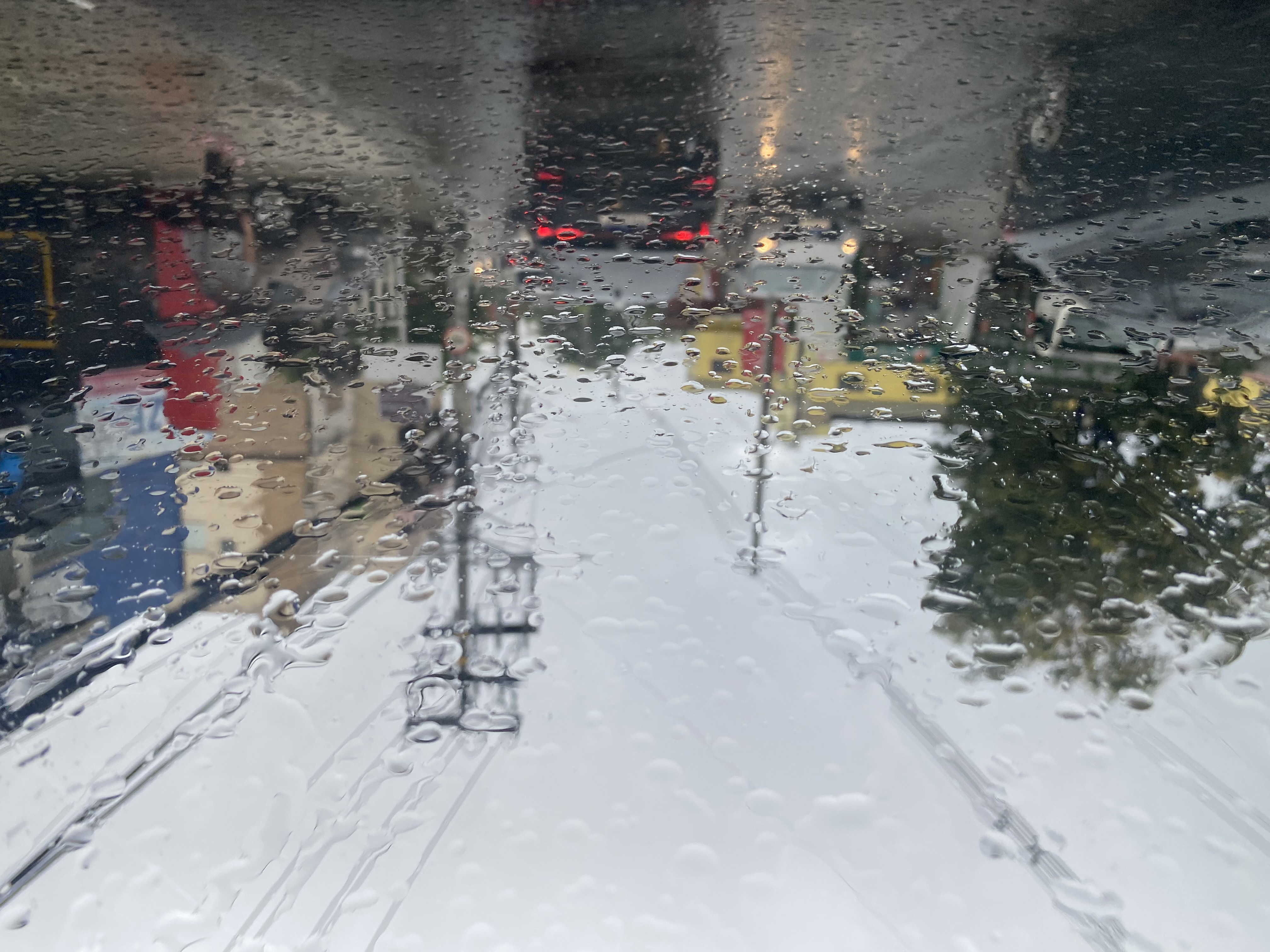 Chuva e instabilidade climática no início da semana em Salvador