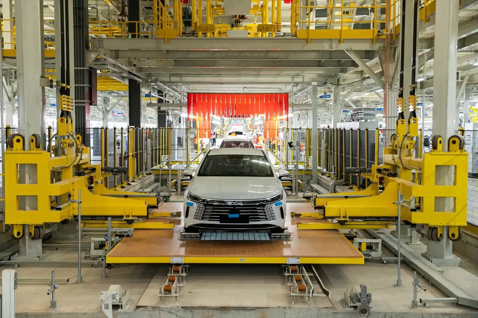BYD investe R$ 300 milhões em projetos no Galeão