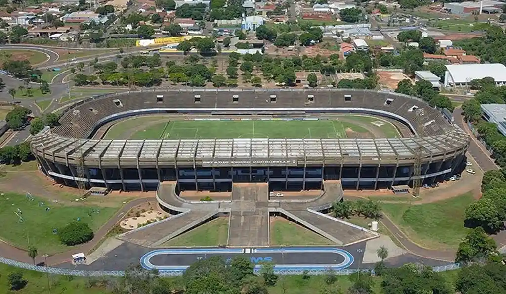 Reforma de R$ 17 milhões inicia no Estádio Morenão depois de quatro anos fechado