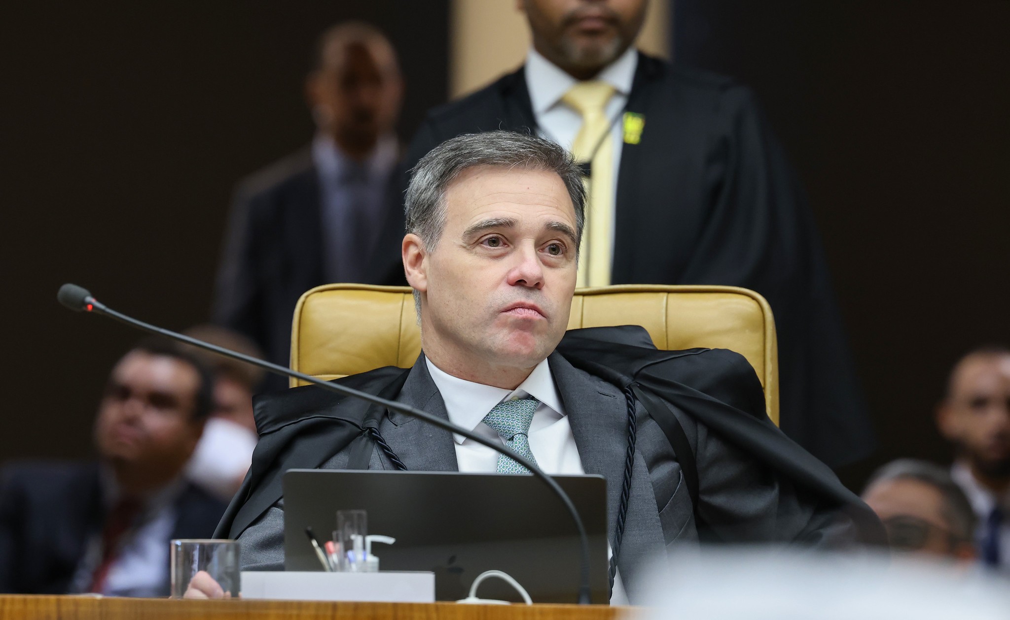 André Mendonça responde a críticas de Gilmar Mendes sobre processos do STF
