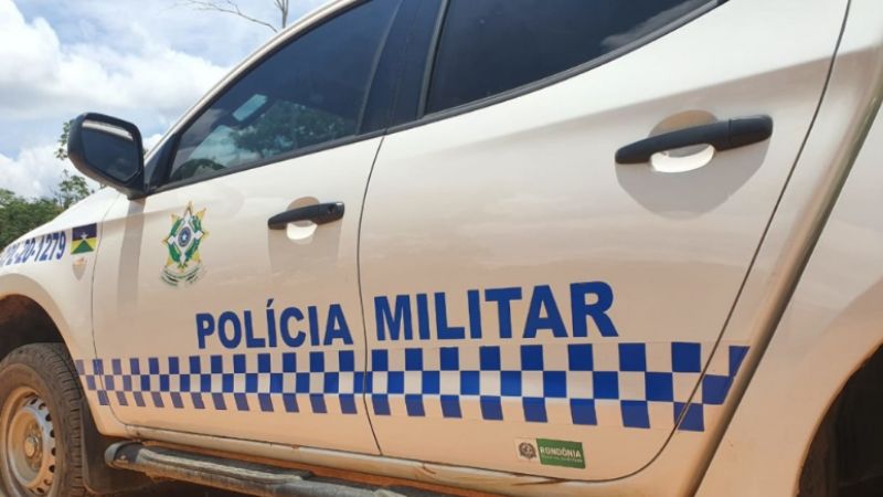 Dois homens detidos por gravar voto em cabine de votação