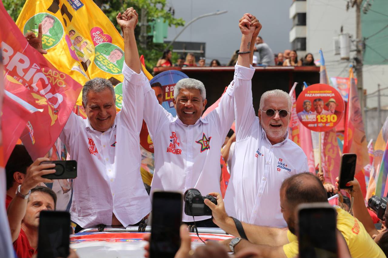 Rui Costa aposta na vitória de Lula em cidade aliada a ACM Neto