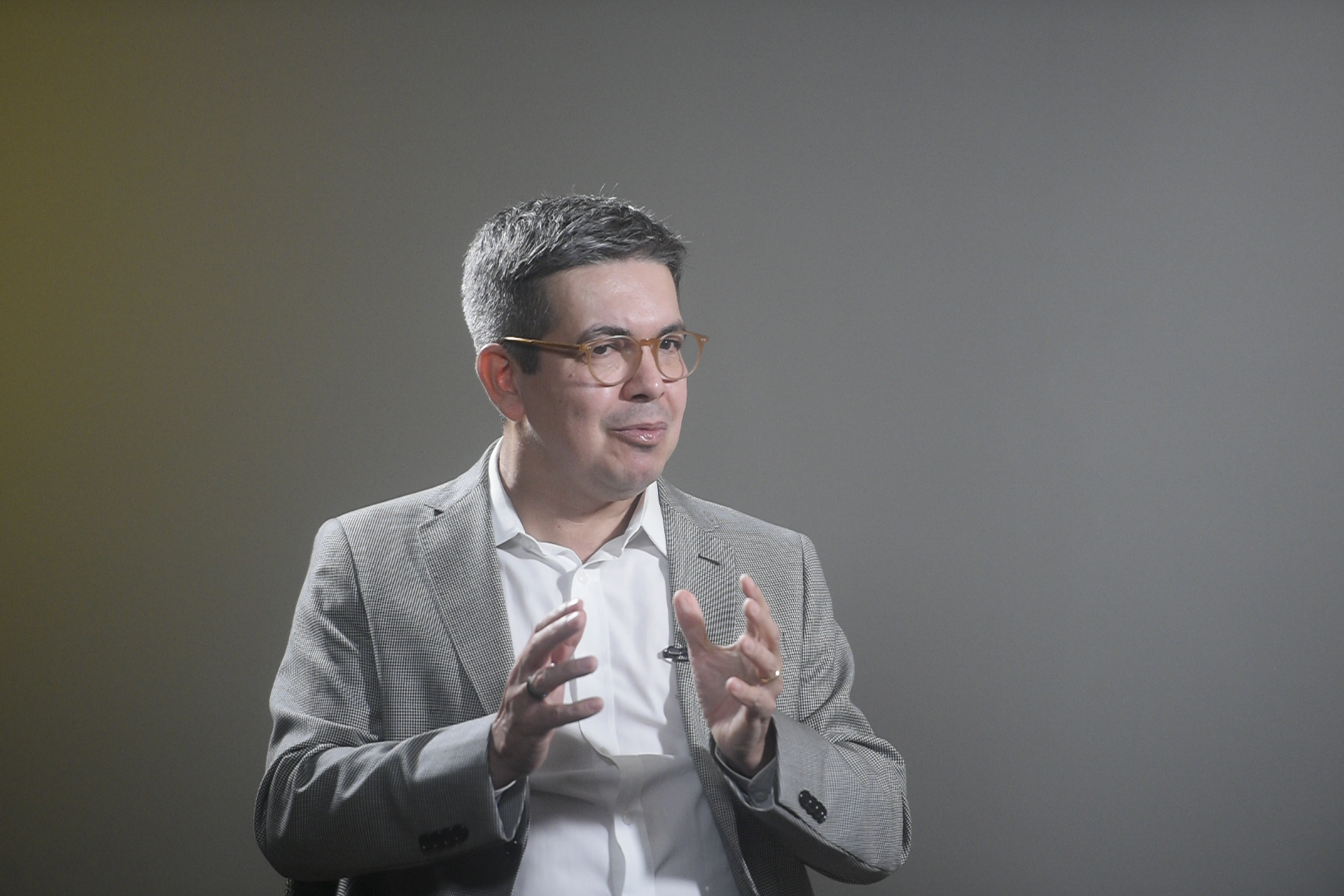 Randolfe Rodrigues protocolará representação contra Flávio Bolsonaro no Conselho de Ética