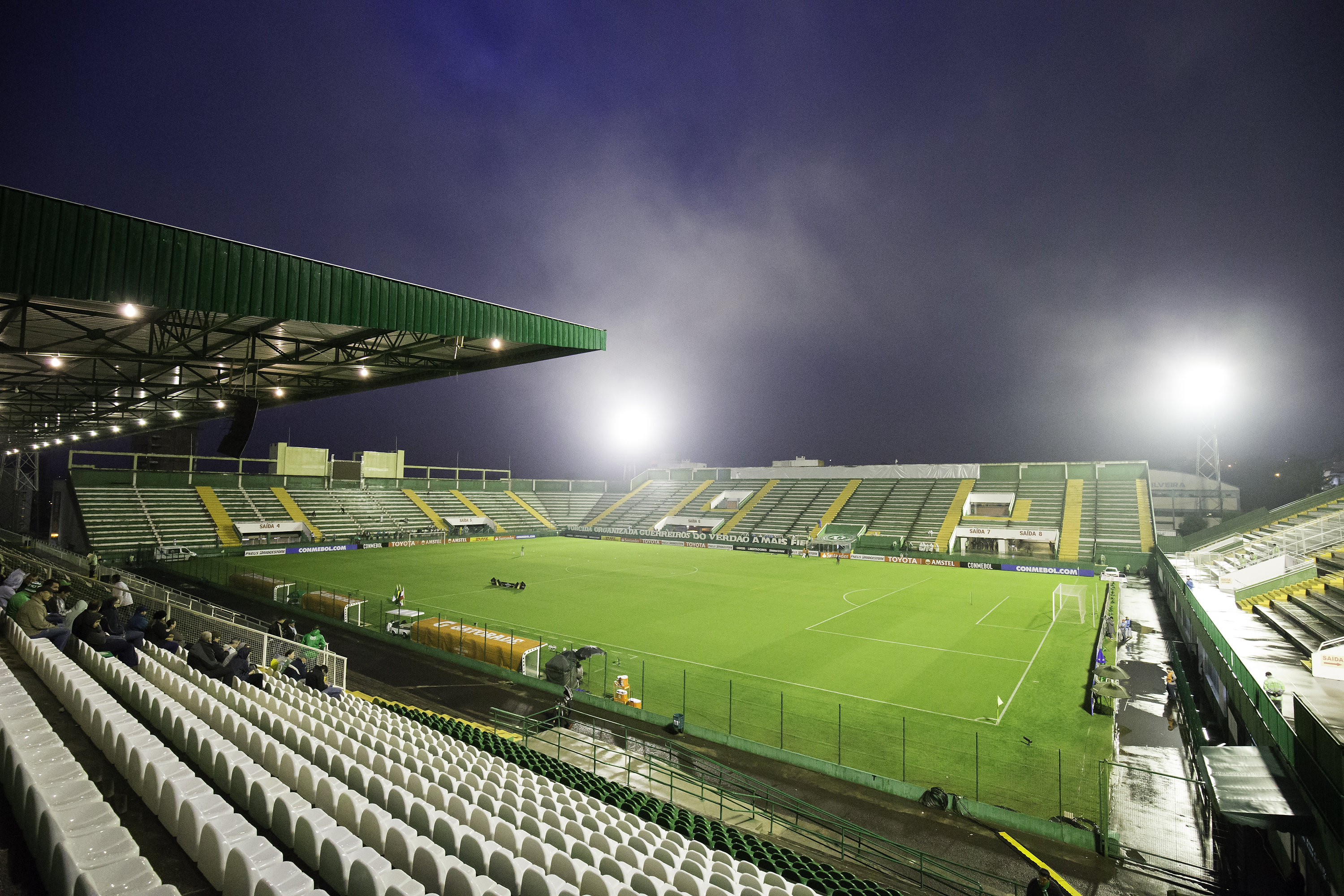 Chapecoense e Cruzeiro se enfrentam na Copa do Brasil