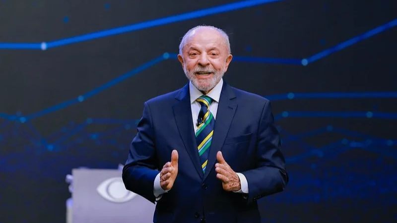 Lula cancela compromissos de campanha para se preparar para debate na Globo