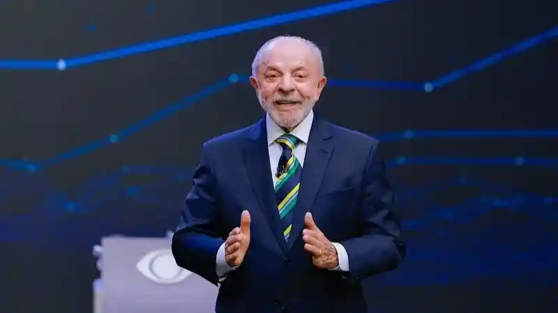 Lula cancela compromissos de campanha para se preparar para debate na Globo