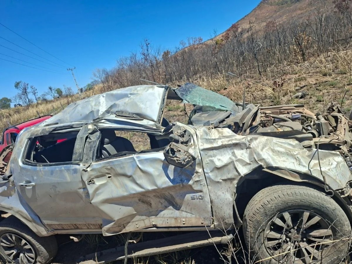 Professora do DF está em estado grave após capotamento na Bahia