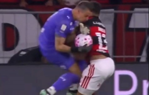 Zagueiro do Flamengo se lesiona gravemente e passará por cirurgia