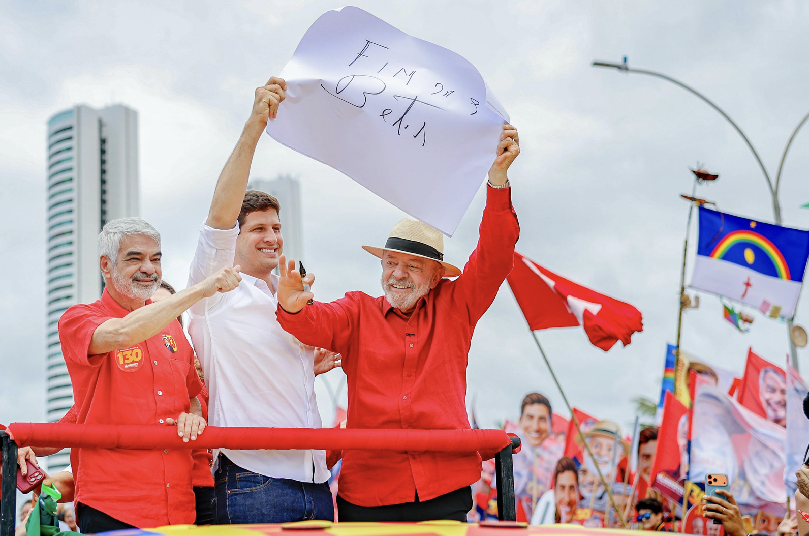Lula anuncia proibição das apostas virtuais no Brasil