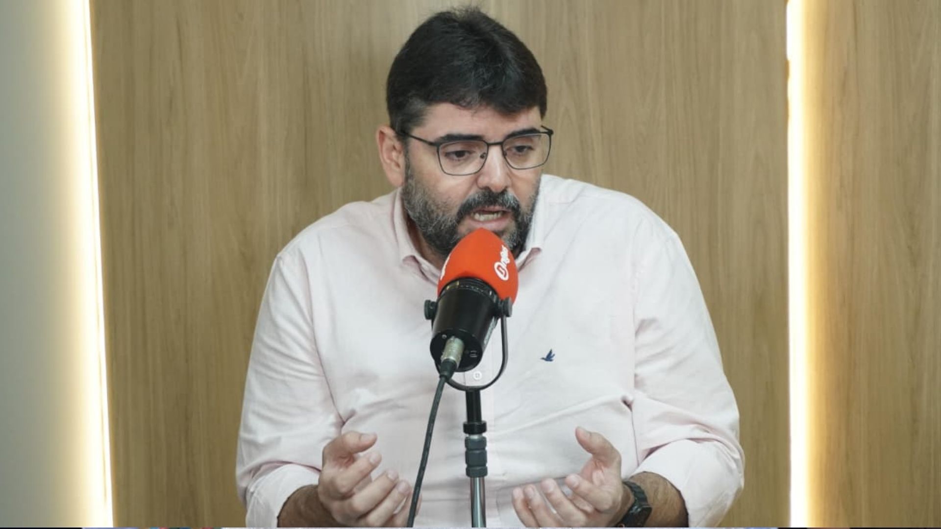 Loyola critica ACM Neto por omitir apoio a Flávio Bolsonaro