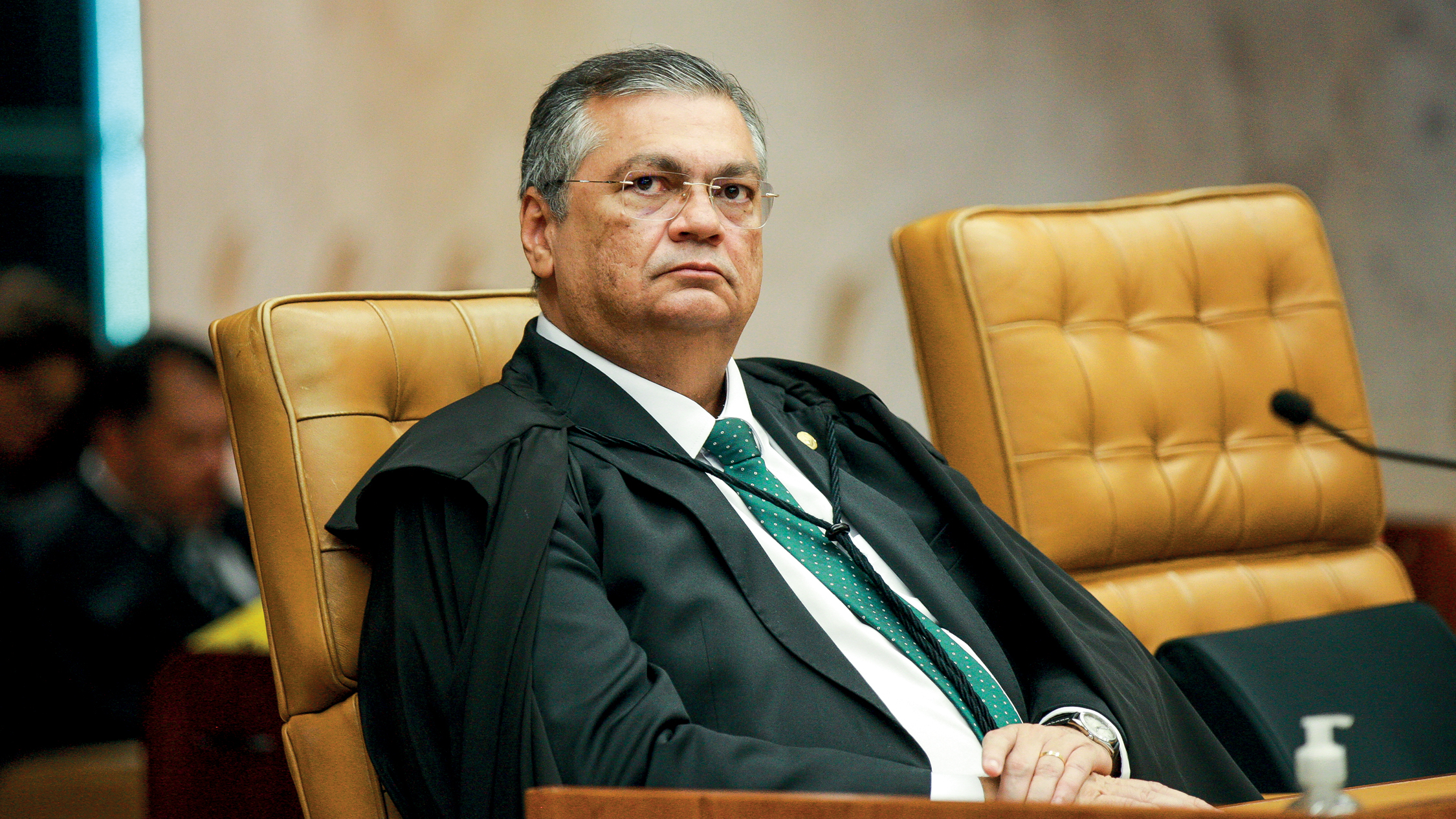 Desrespeito às cotas nos partidos pode comprometer a democracia