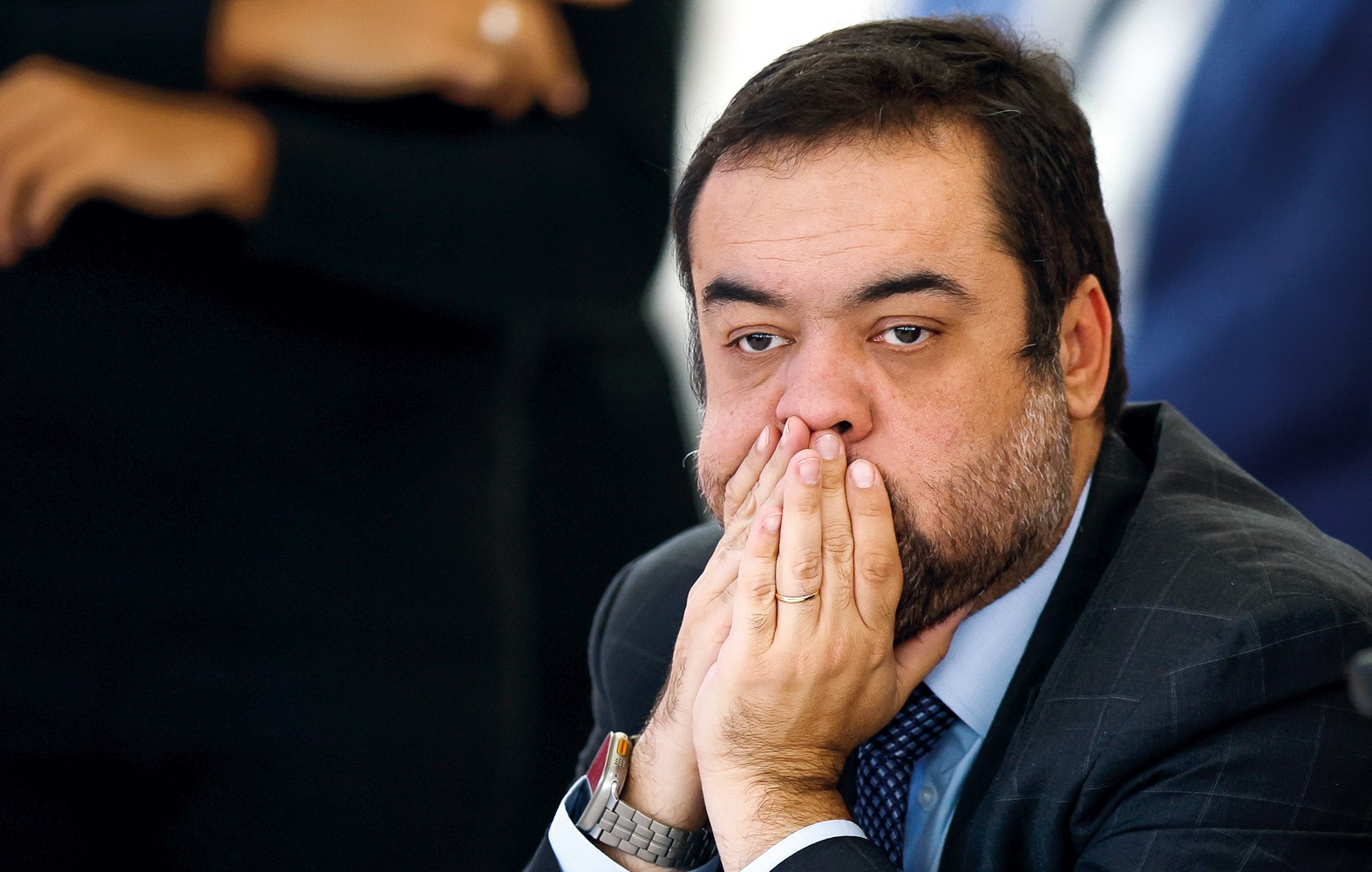 Defesa de Claudio Castro nega envolvimento em operação da PF