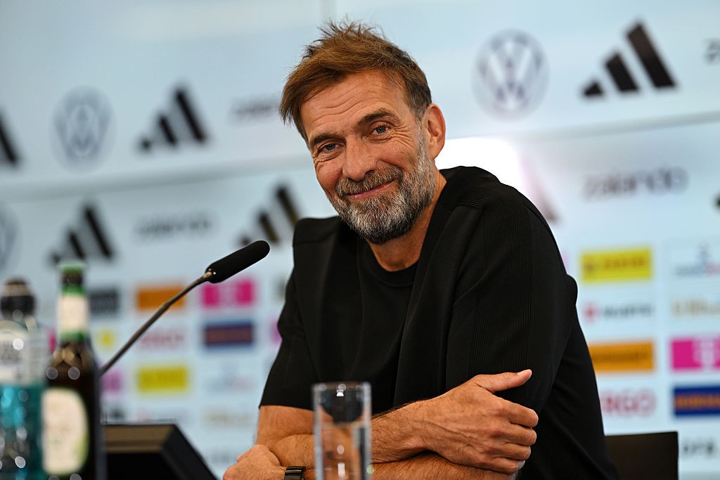 Klopp assume seleção alemã e estabelece limites claros