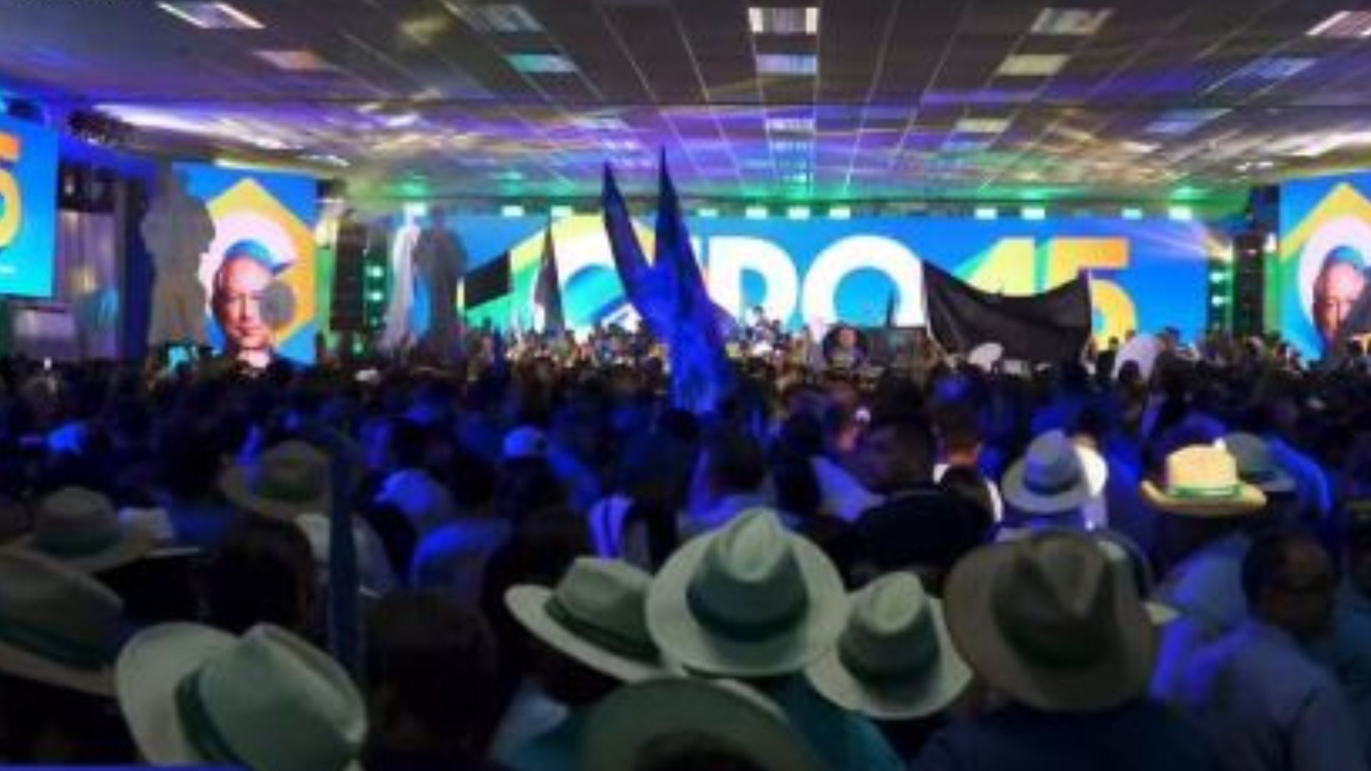 Ciro Gomes critica PT e pede mudança na política do Ceará