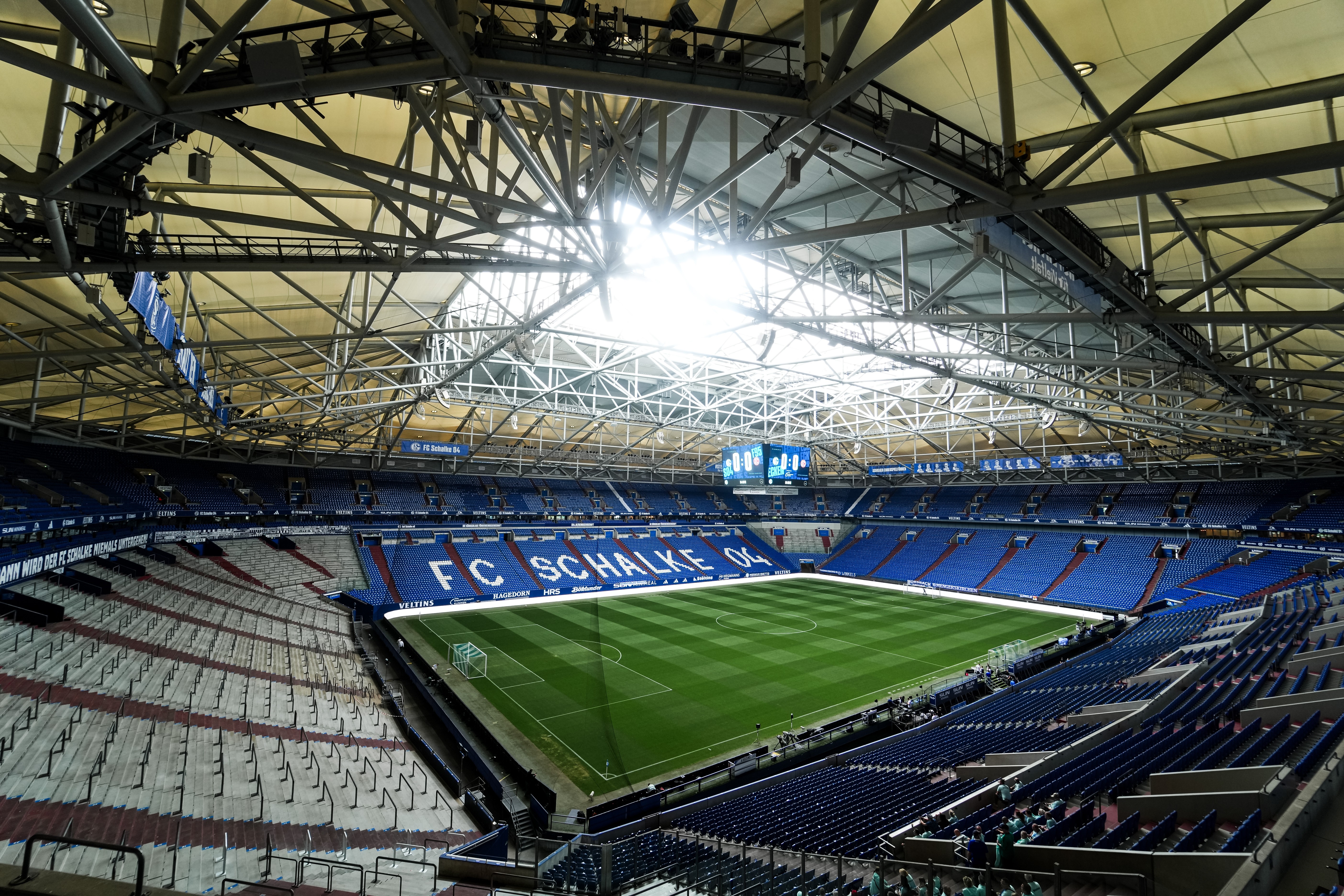Real Madrid e Schalke 04 se enfrentam em amistoso de pré-temporada