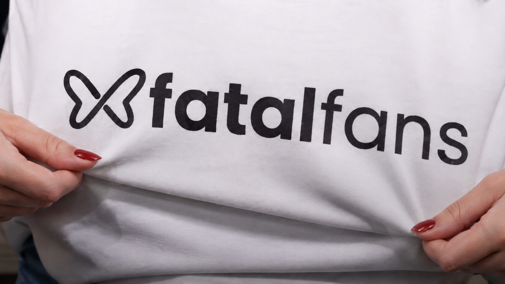 Nike critica patrocínio de plataforma adulta e busca esclarecimentos do Corinthians