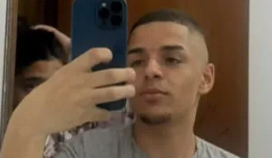 Policiais atiram 45 vezes em abordagem e matam jovem de 20 anos em São Paulo