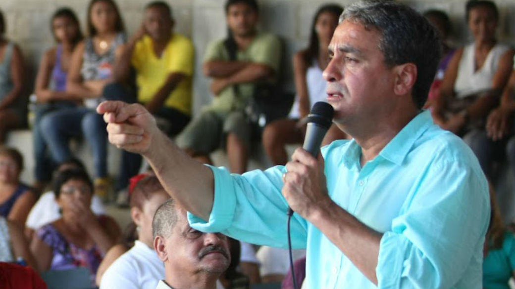 André Ceciliano retoma articulações para presidência da Alerj após vitória de Lula