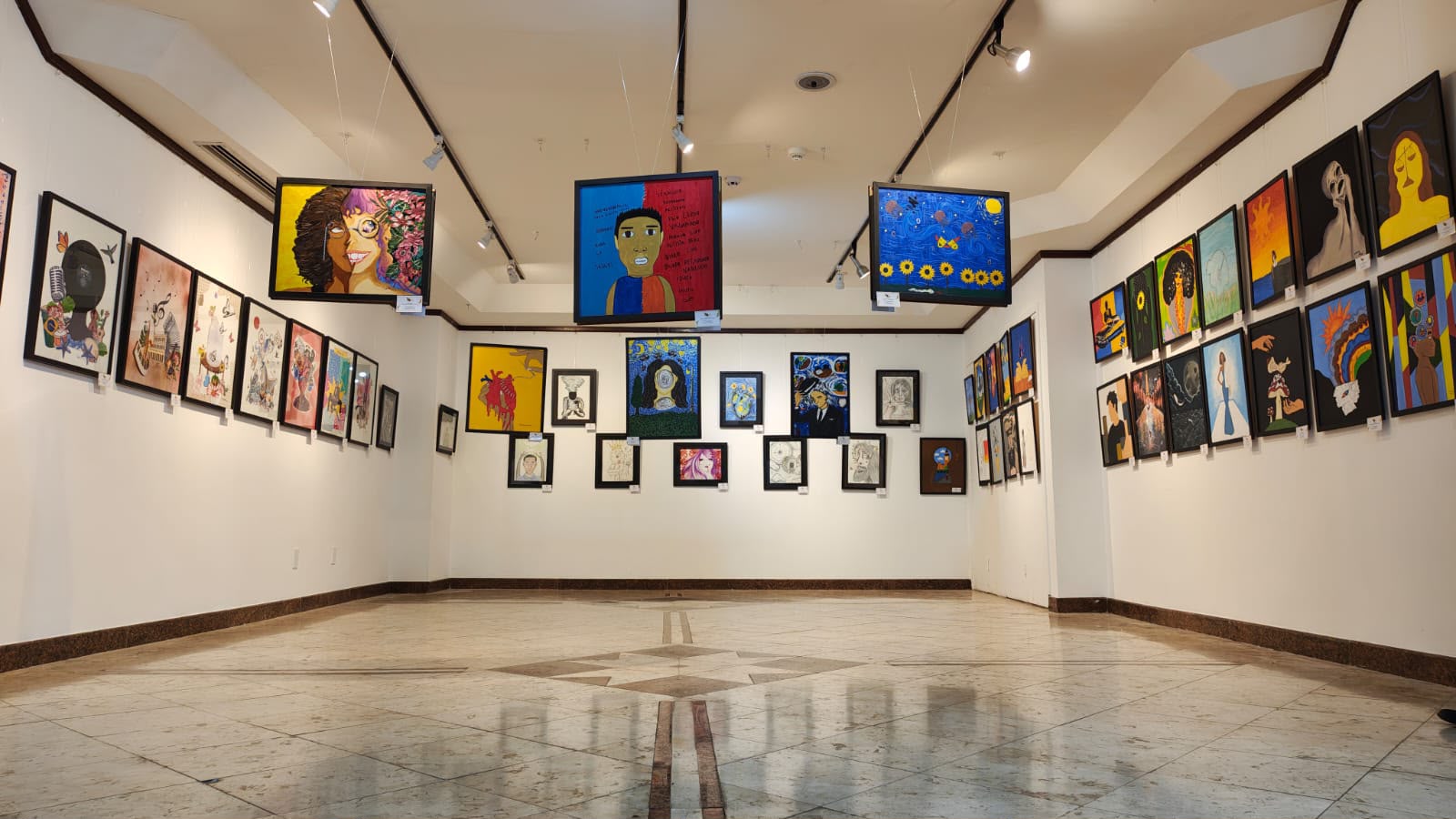 Exposição no Pelourinho destaca arte de alunos do Colégio Militar