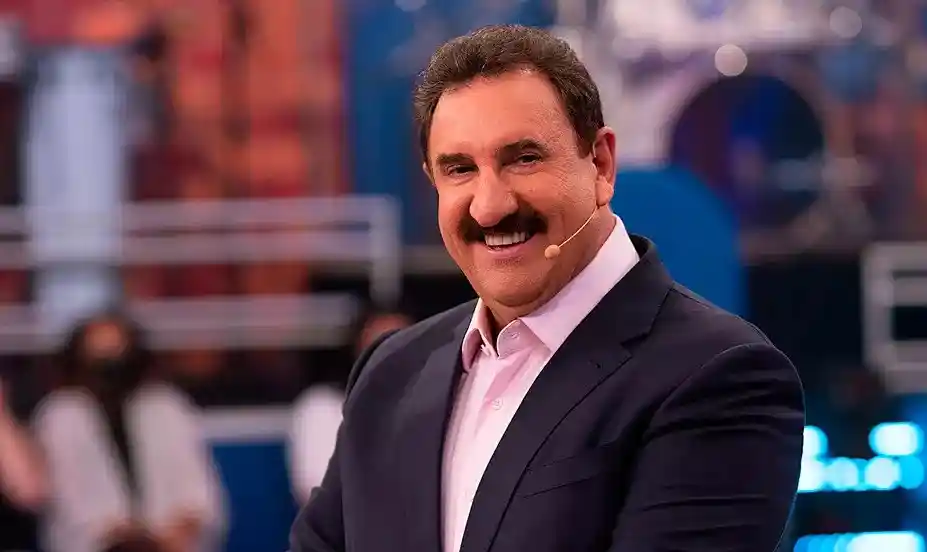 Ratinho gera polêmica com comentários preconceituosos em programa