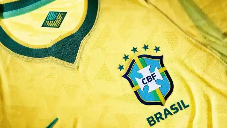 Alexandre Pato torna-se sócio majoritário do Northampton Town