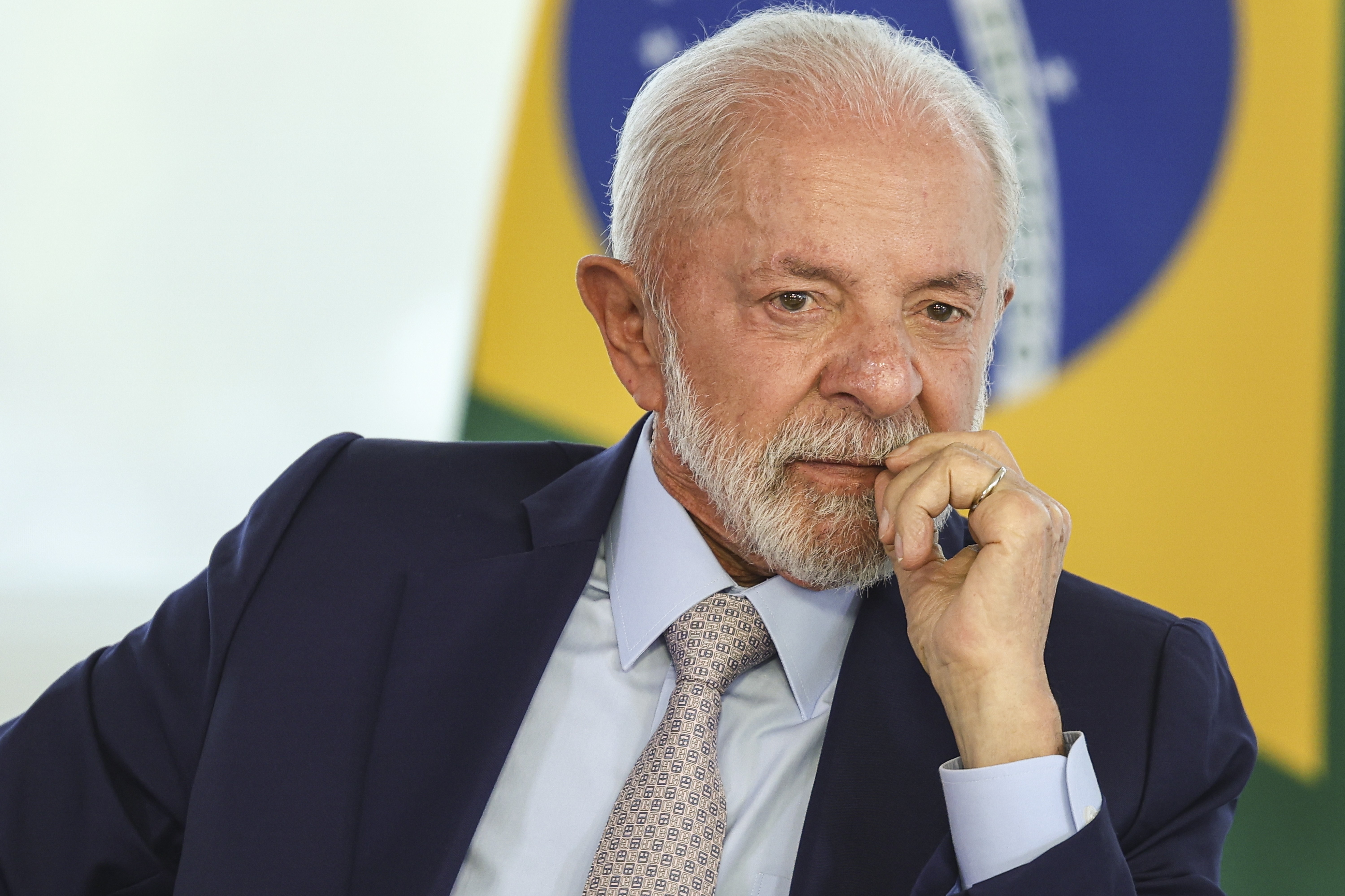 Pesquisa BTG/Nexus aponta aumento na vantagem de Lula sobre Flávio Bolsonaro