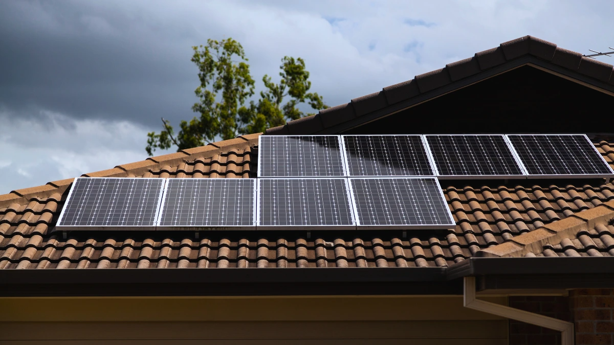 Indenização por sombra em placas solares pode ser discutida na Justiça