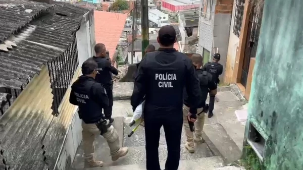Imagem de Trinta e sete suspeitos de envolvimento com o CV são presos em megaoperação da PC